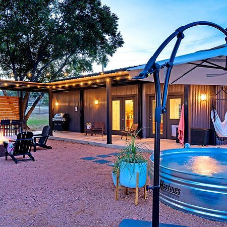 Villa Container Haus Pet Friendly With Cowboy Pool Fredericksburg Esterno foto