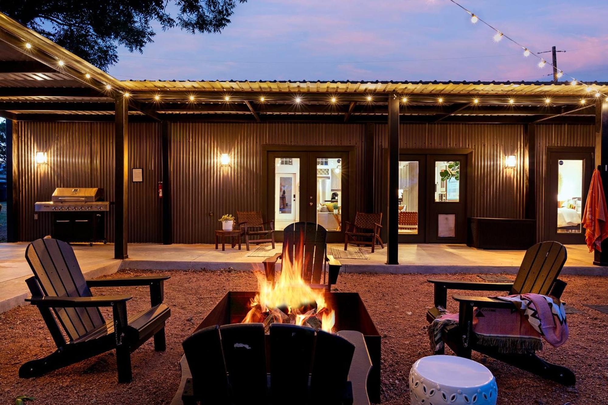 Villa Container Haus Pet Friendly With Cowboy Pool Fredericksburg Esterno foto