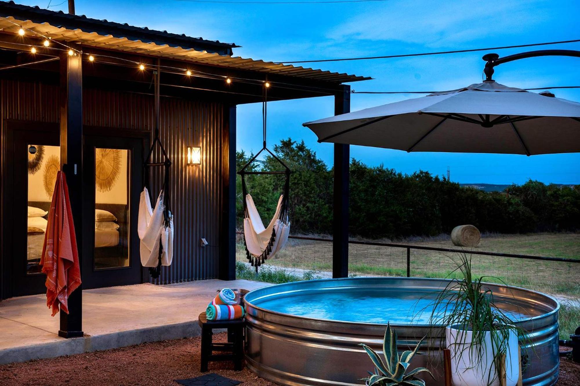 Villa Container Haus Pet Friendly With Cowboy Pool Fredericksburg Esterno foto