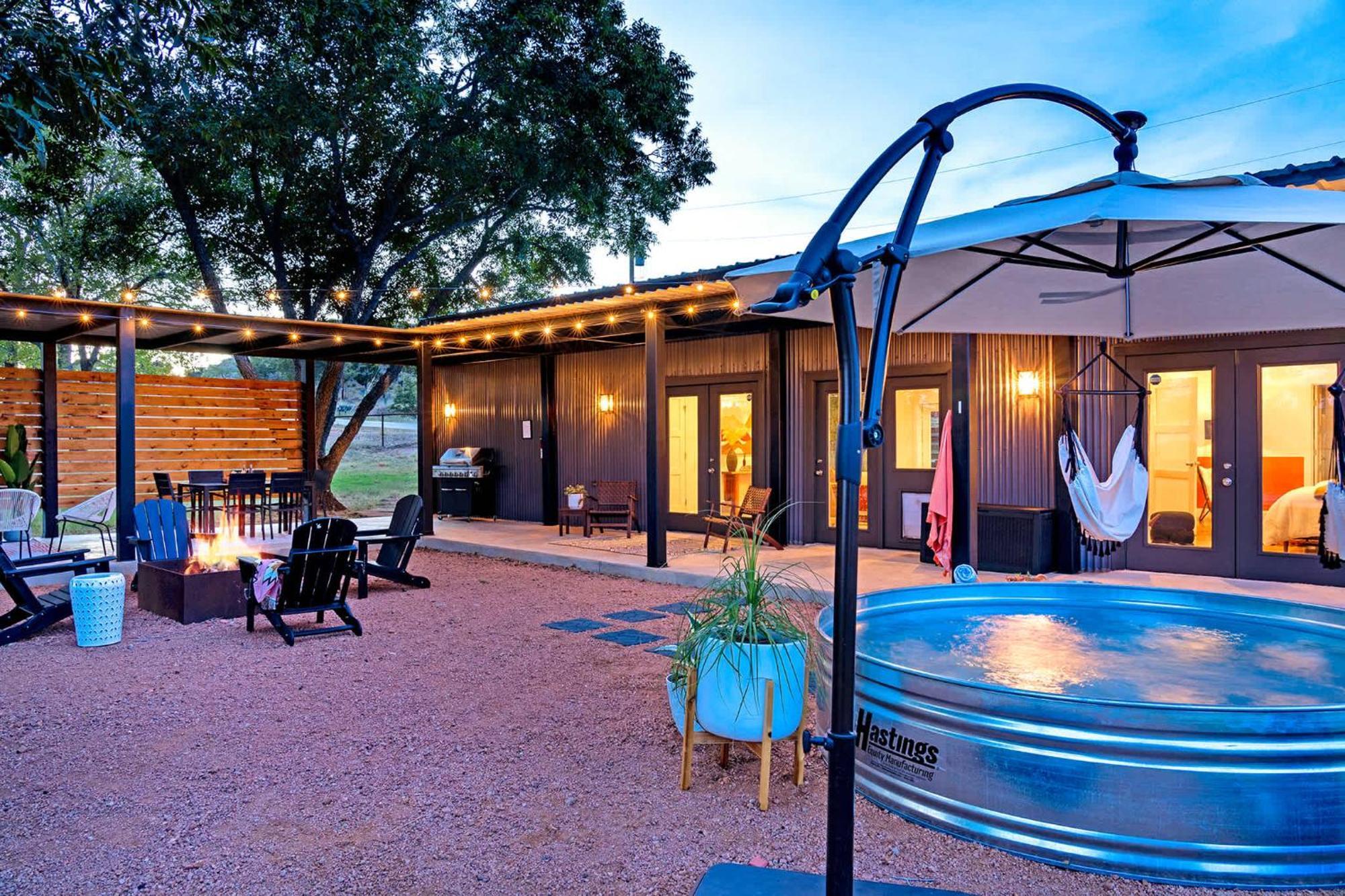Villa Container Haus Pet Friendly With Cowboy Pool Fredericksburg Esterno foto